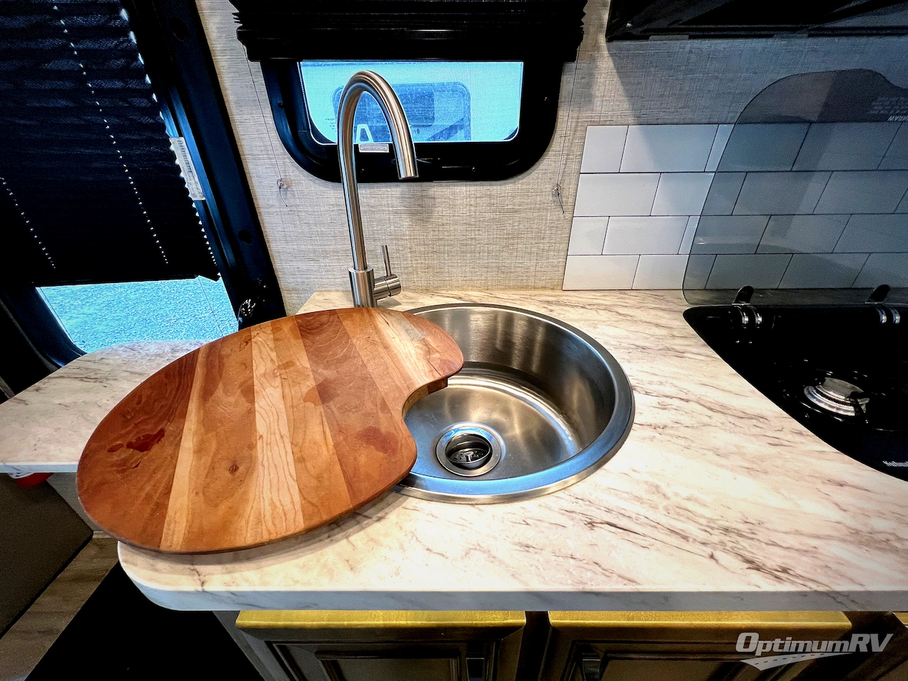 2021 Jayco Melbourne 24L Photo 11