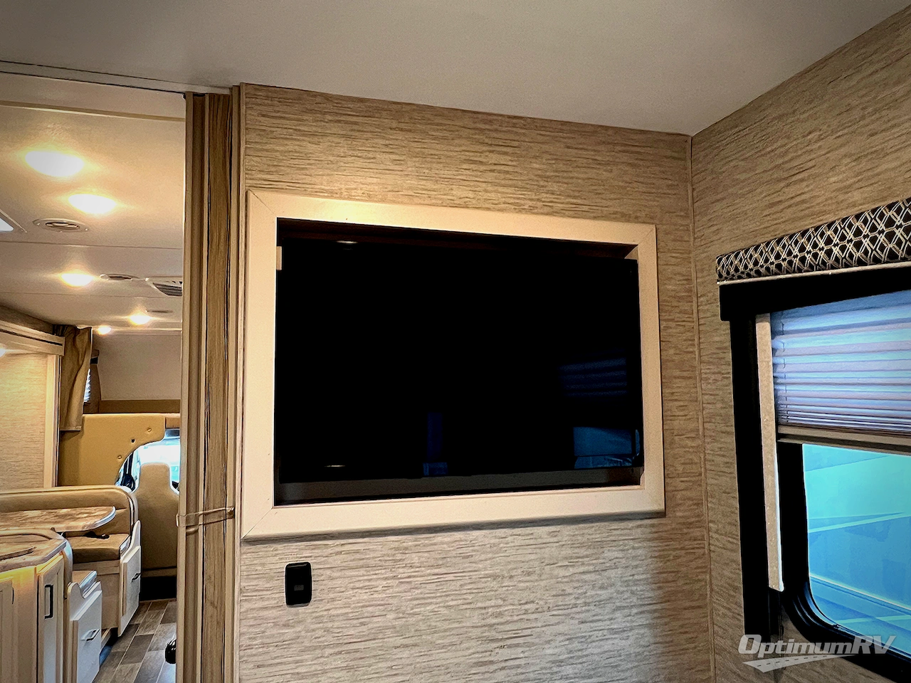 2022 Thor Chateau 28Z Photo 22