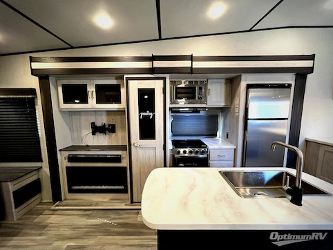 2021 Keystone Sprinter 30RL RV Photo 2