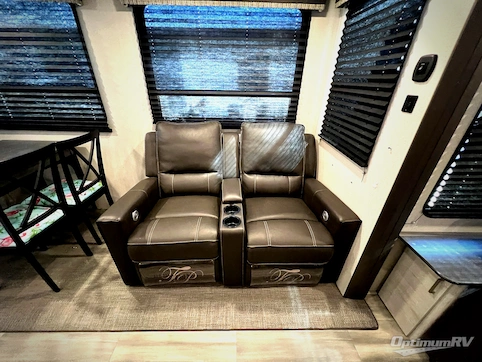 2021 Keystone Sprinter 30RL RV Photo 3