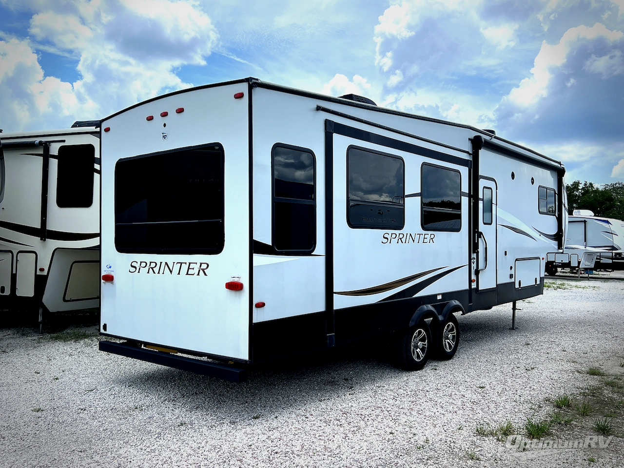 2021 Keystone Sprinter 30RL Photo 2