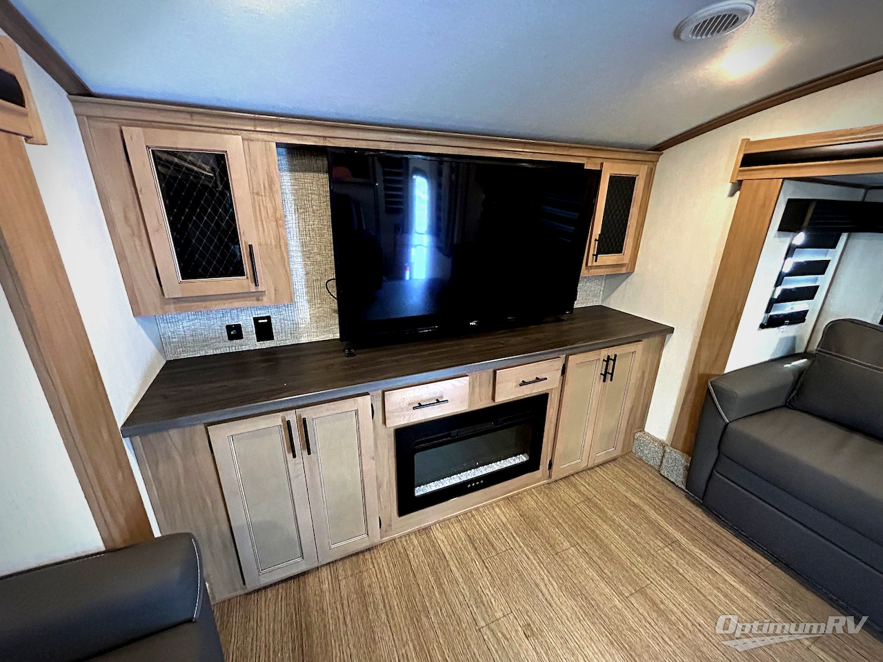 2023 Forest River Sabre 37FLH Photo 8