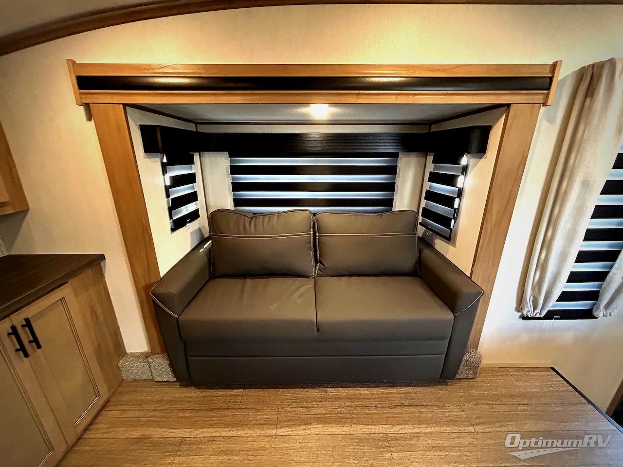 2023 Forest River Sabre 37FLH Photo 7