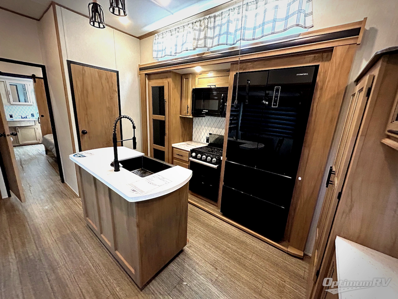 2023 Forest River Sabre 37FLH Photo 12