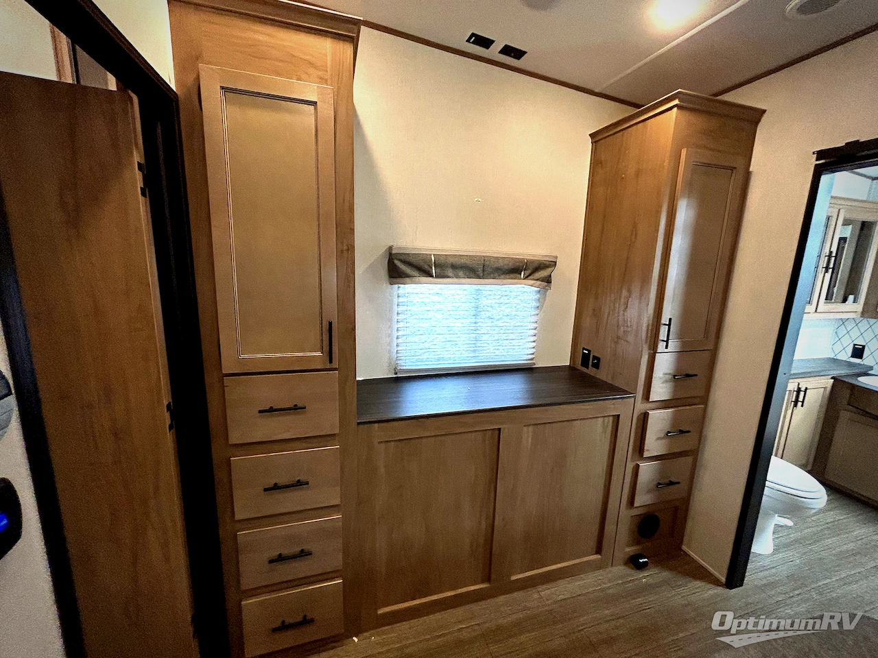 2023 Forest River Sabre 37FLH Photo 17