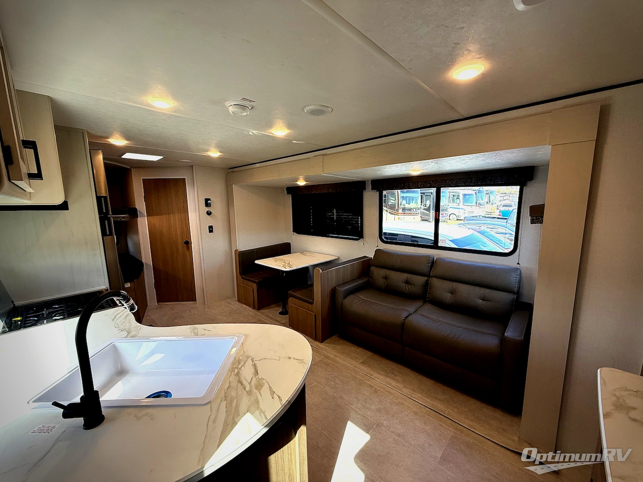 2026 Dutchmen Aspen Trail LE 26BH Photo 4