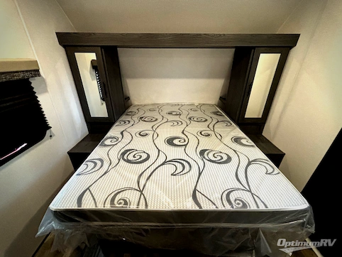 2025 Dutchmen Aspen Trail LE 26RL RV Photo 3