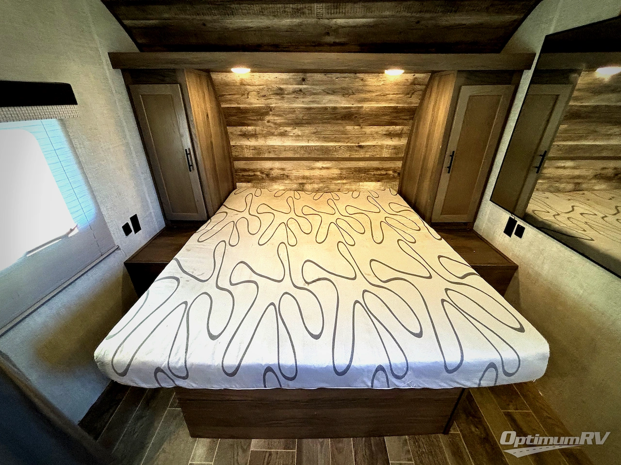 2022 Gulf Stream Kingsport Ultra Lite 248BH Photo 7