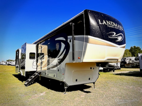Used 2019 Heartland Landmark 365 Concord Featured Photo