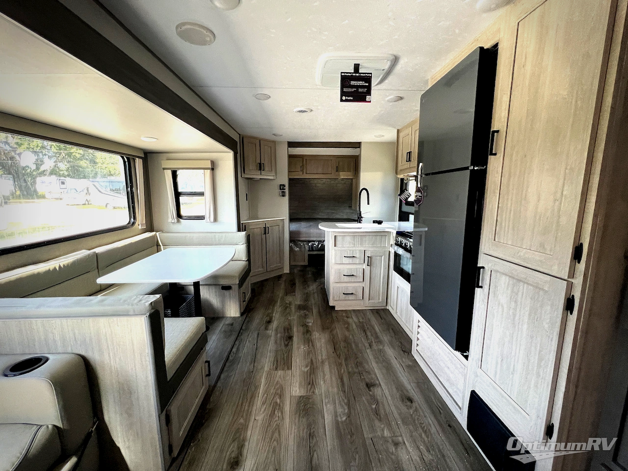 2026 Coachmen Catalina Legacy Edition 273DBHCK Photo 5