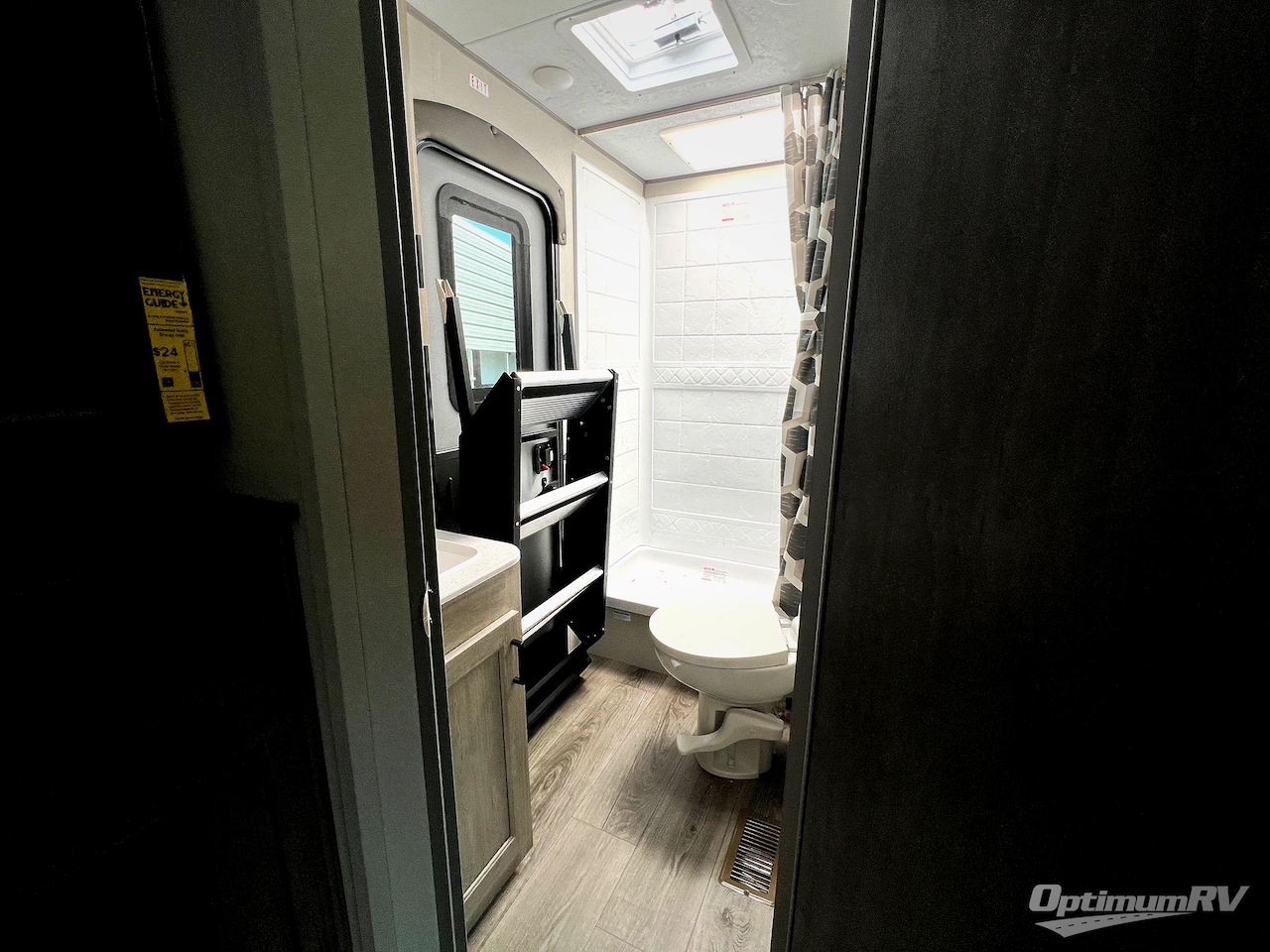 2026 Coachmen Catalina Legacy Edition 273DBHCK Photo 16