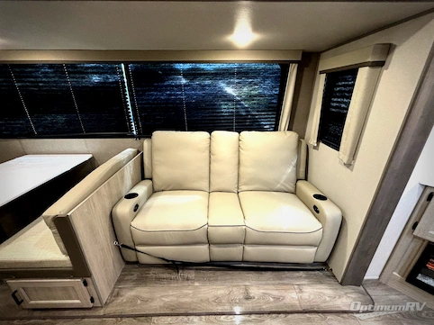 2026 Coachmen Catalina Legacy Edition 243RBS RV Photo 4