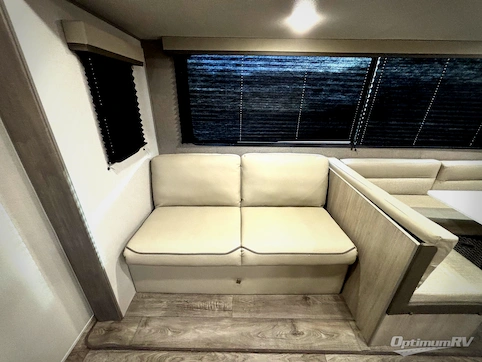 2026 Coachmen Catalina Summit Series 8 281QBUNK RV Photo 3