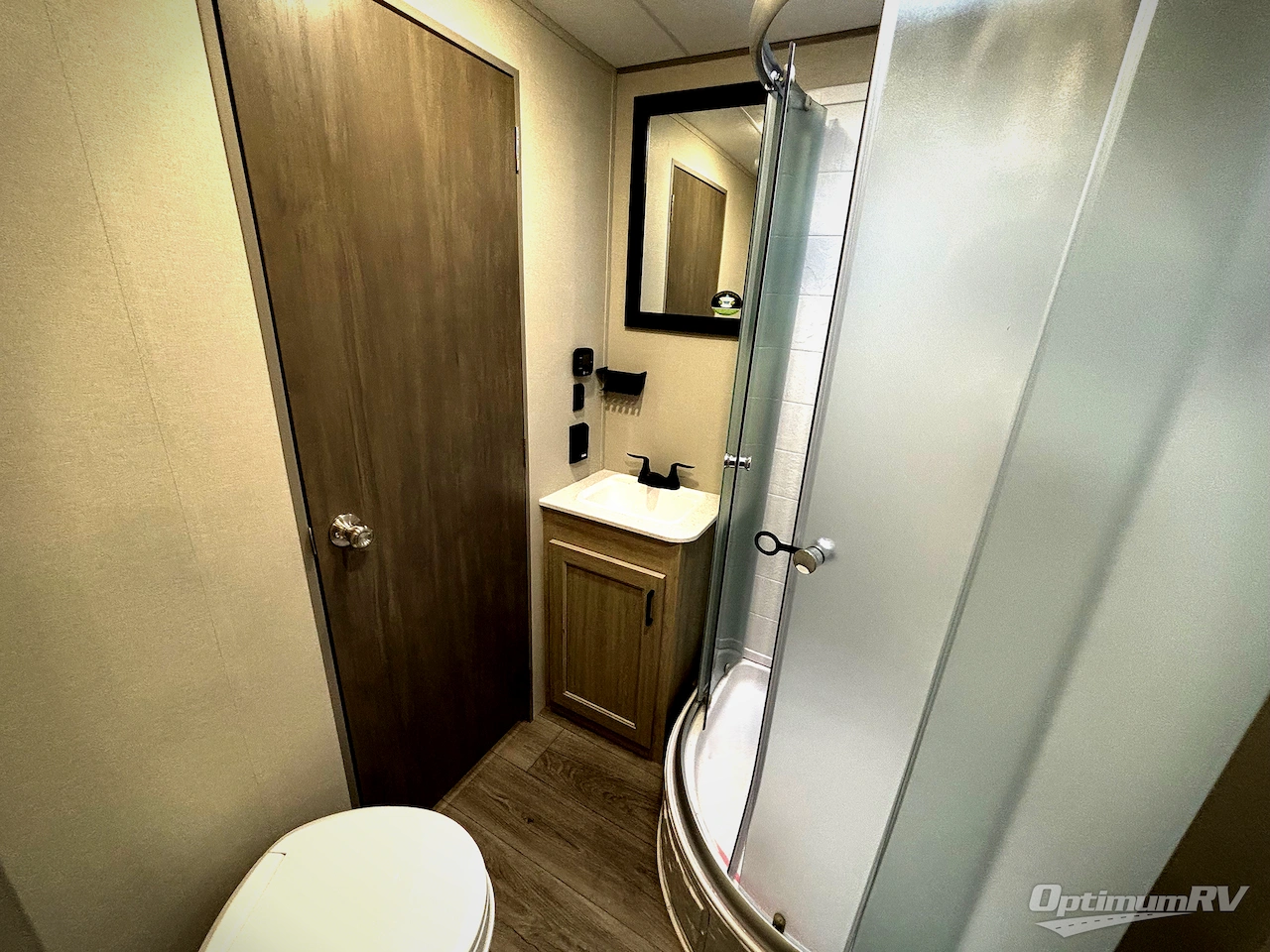 2026 Coachmen Catalina Summit Series 8 281QBUNK Photo 9