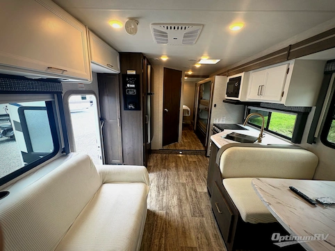 2024 Thor Chateau 31EV RV Photo 2