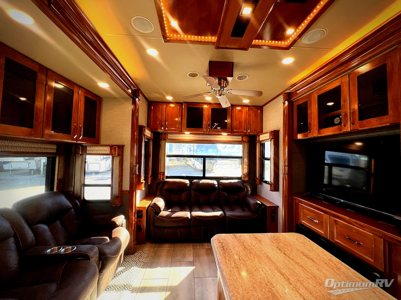 2020 VanLeigh Beacon 34RLB Photo 6