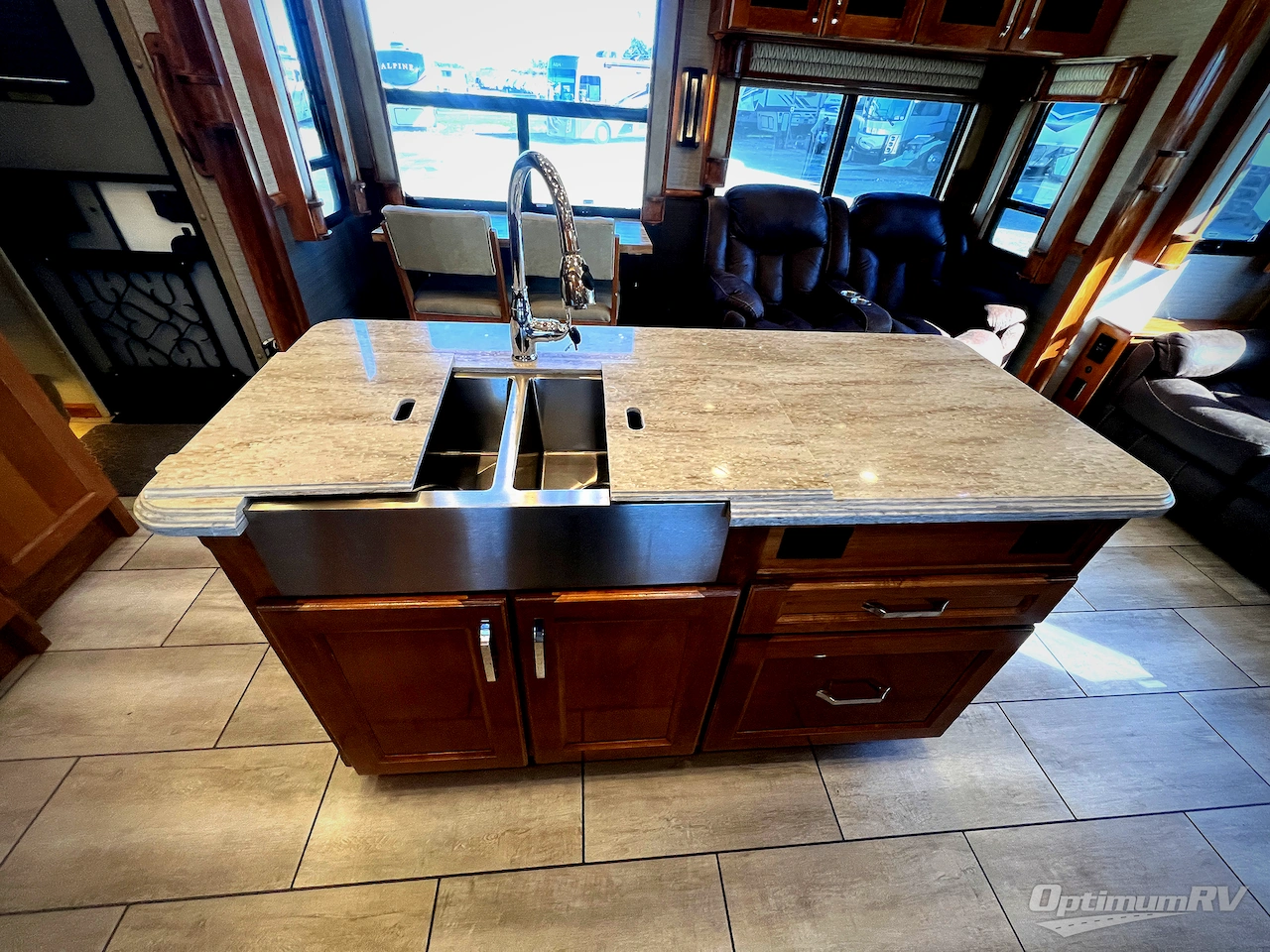 2020 VanLeigh Beacon 34RLB Photo 12