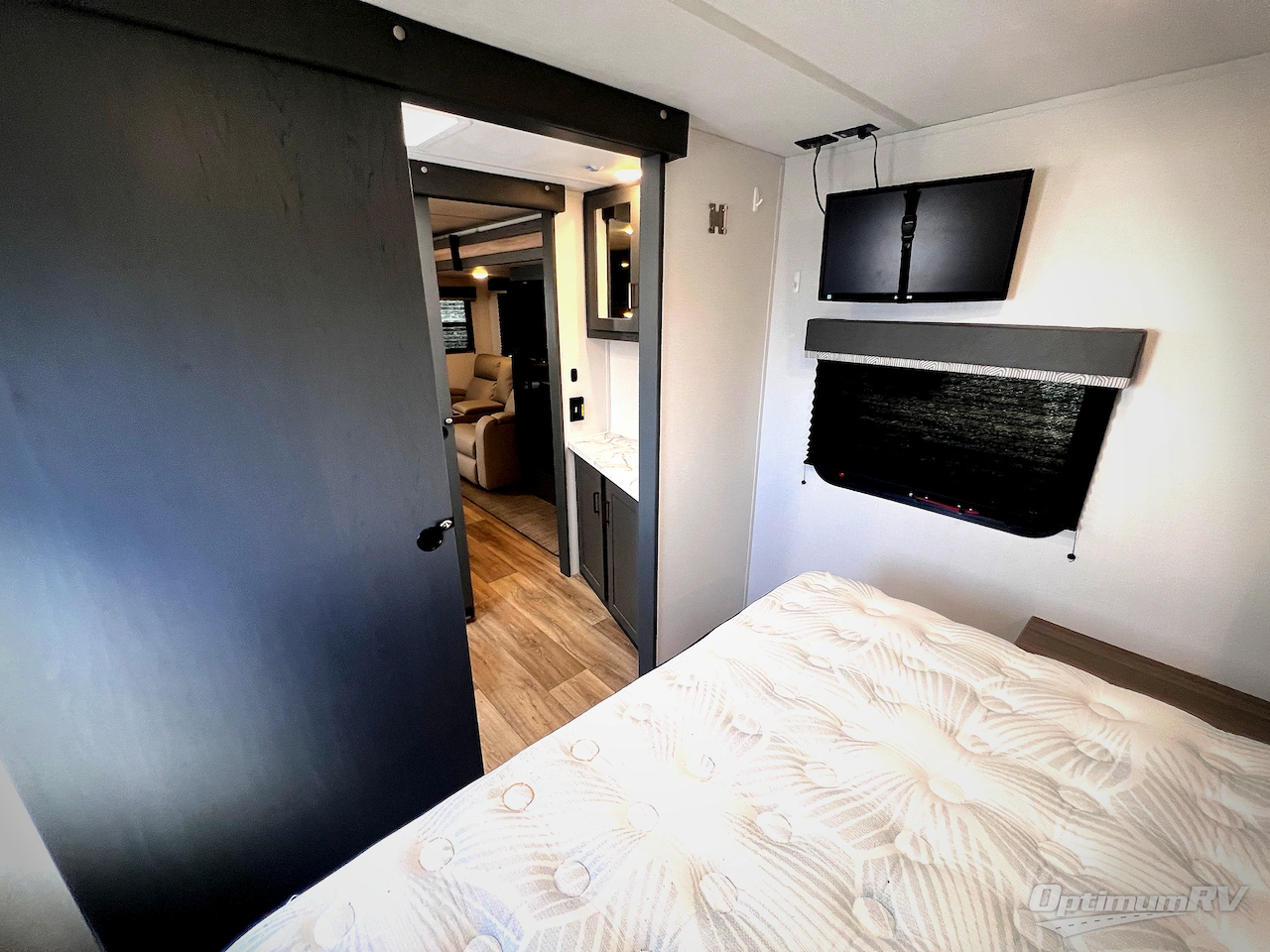 2024 Keystone Bullet Crossfire Double Axle 2530RD Photo 22