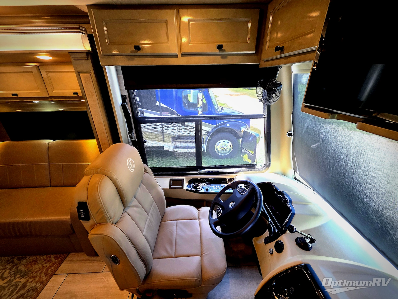 2020 Tiffin Allegro Breeze 33 BR Photo 7