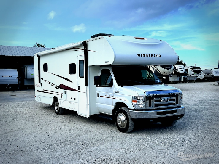 2019 Winnebago Outlook 27D RV Photo 1