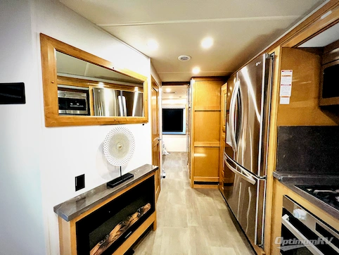 2023 Forest River Georgetown 7 Series 32J7 RV Photo 3