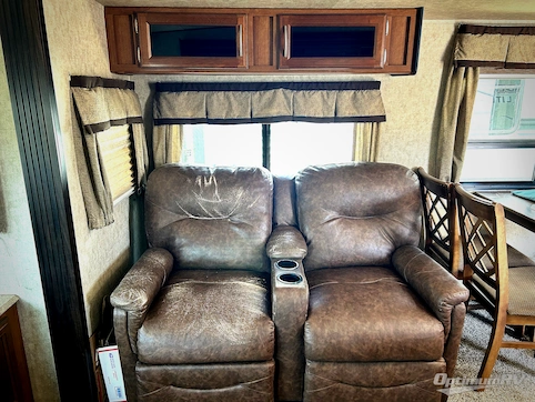 2017 Prime Time Crusader LITE 29RS RV Photo 2