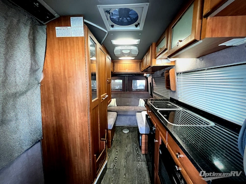 2014 Roadtrek Agile SS RV Photo 2