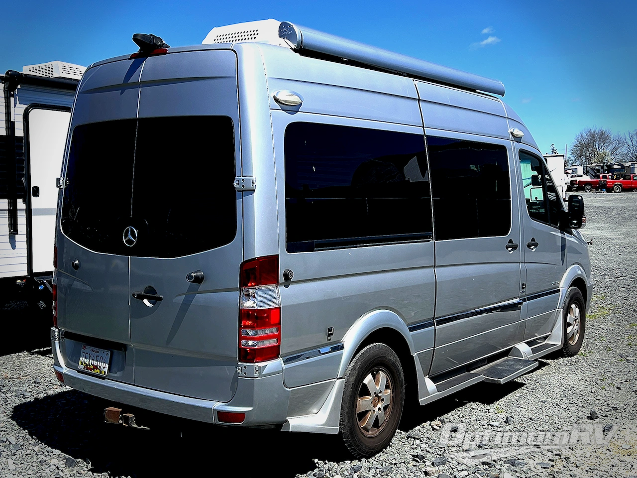 2014 Roadtrek Agile SS Photo 2