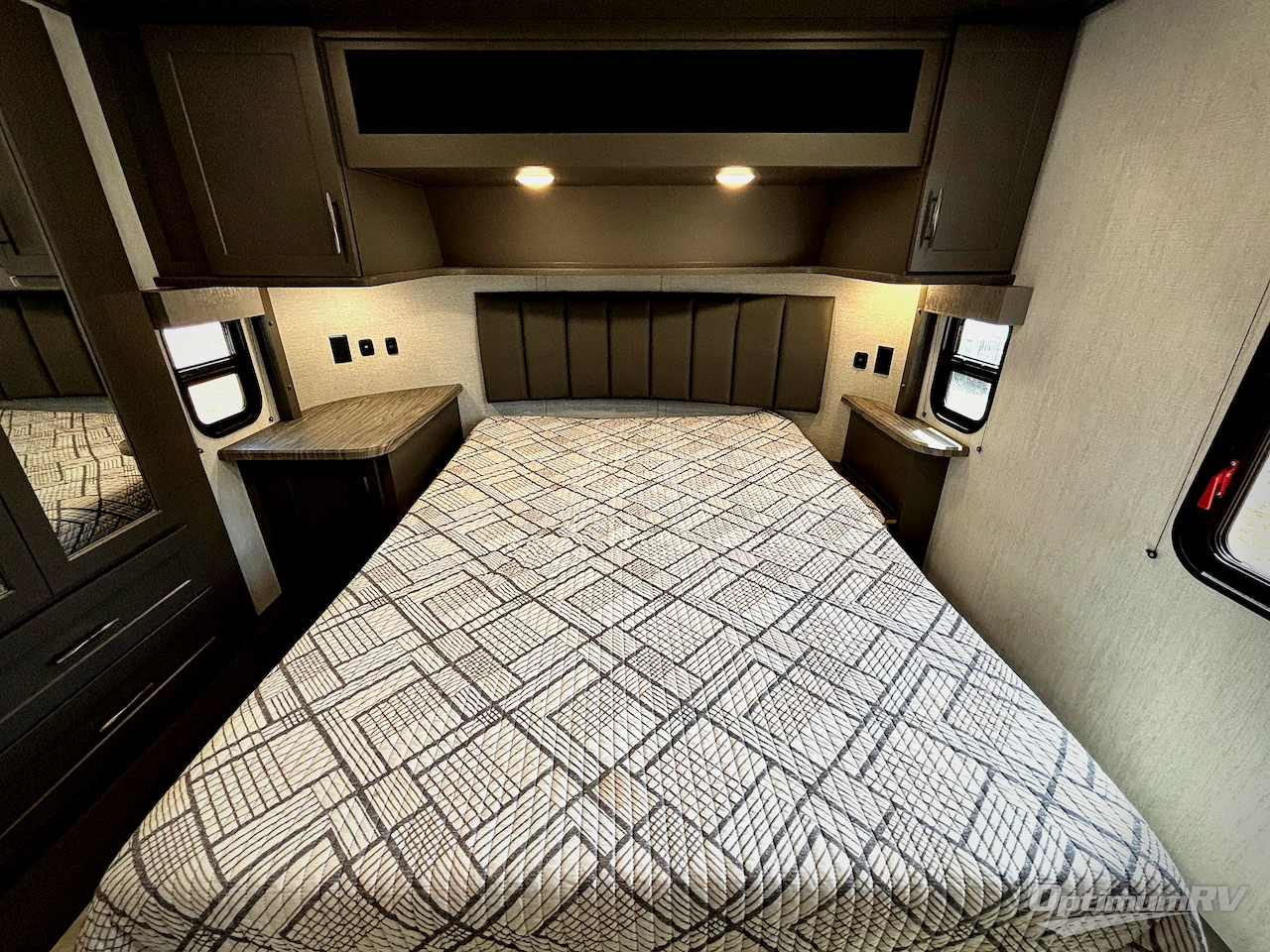 2024 Grand Design Momentum G-Class 415G Photo 6