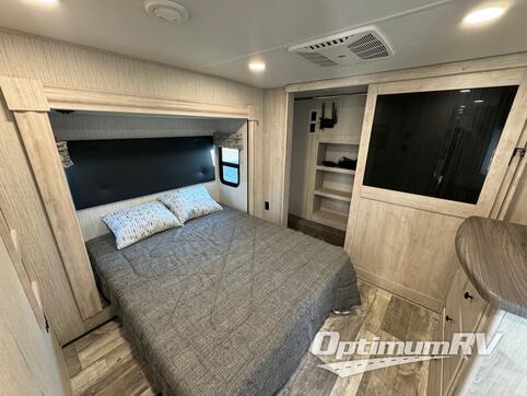 2023 Forest River Sierra Luxury 384QBOK RV Photo 3