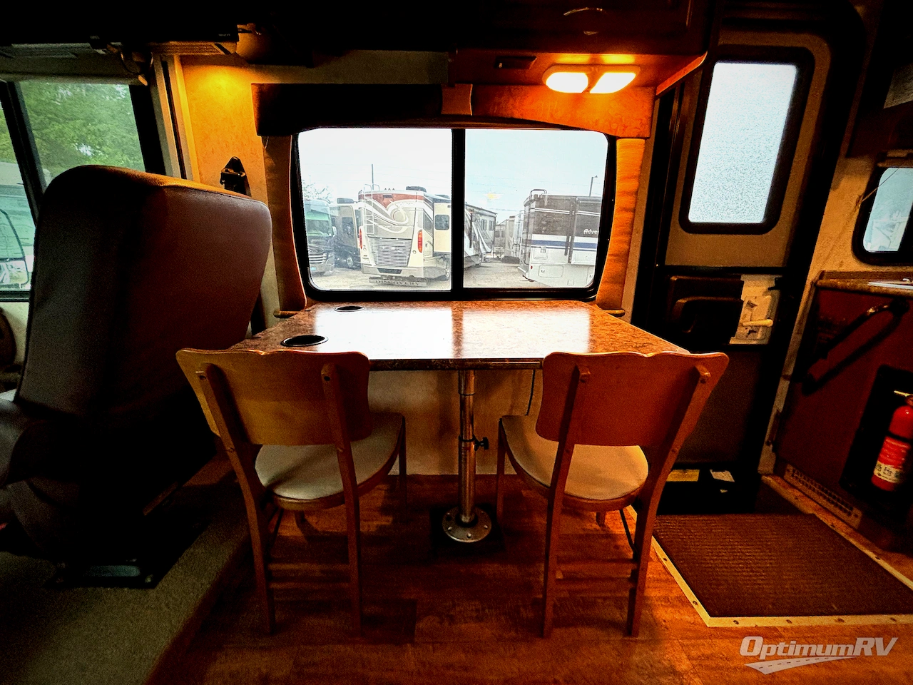 2012 Fleetwood Storm 30SA Photo 17