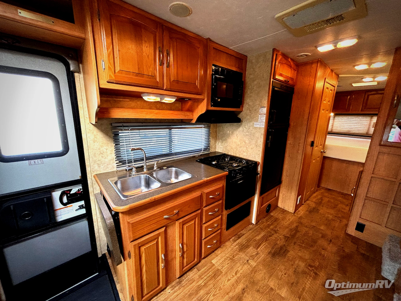 2009 Coachmen Freelander 3150SS Photo 13