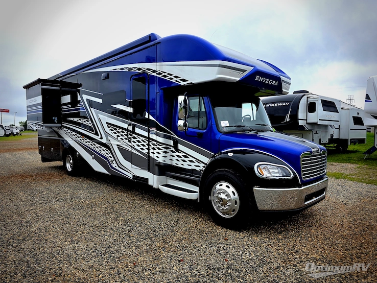 2021 Entegra ACCOLADE XL 37K RV Photo 1