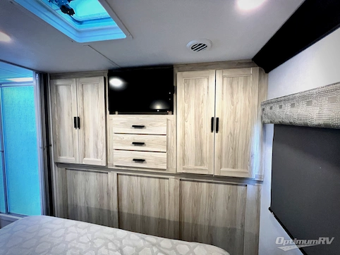 2023 Forest River Sunseeker Classic 2860DS Ford RV Photo 4