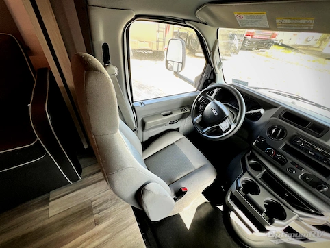 2023 Forest River Sunseeker Classic 2860DS Ford RV Photo 2