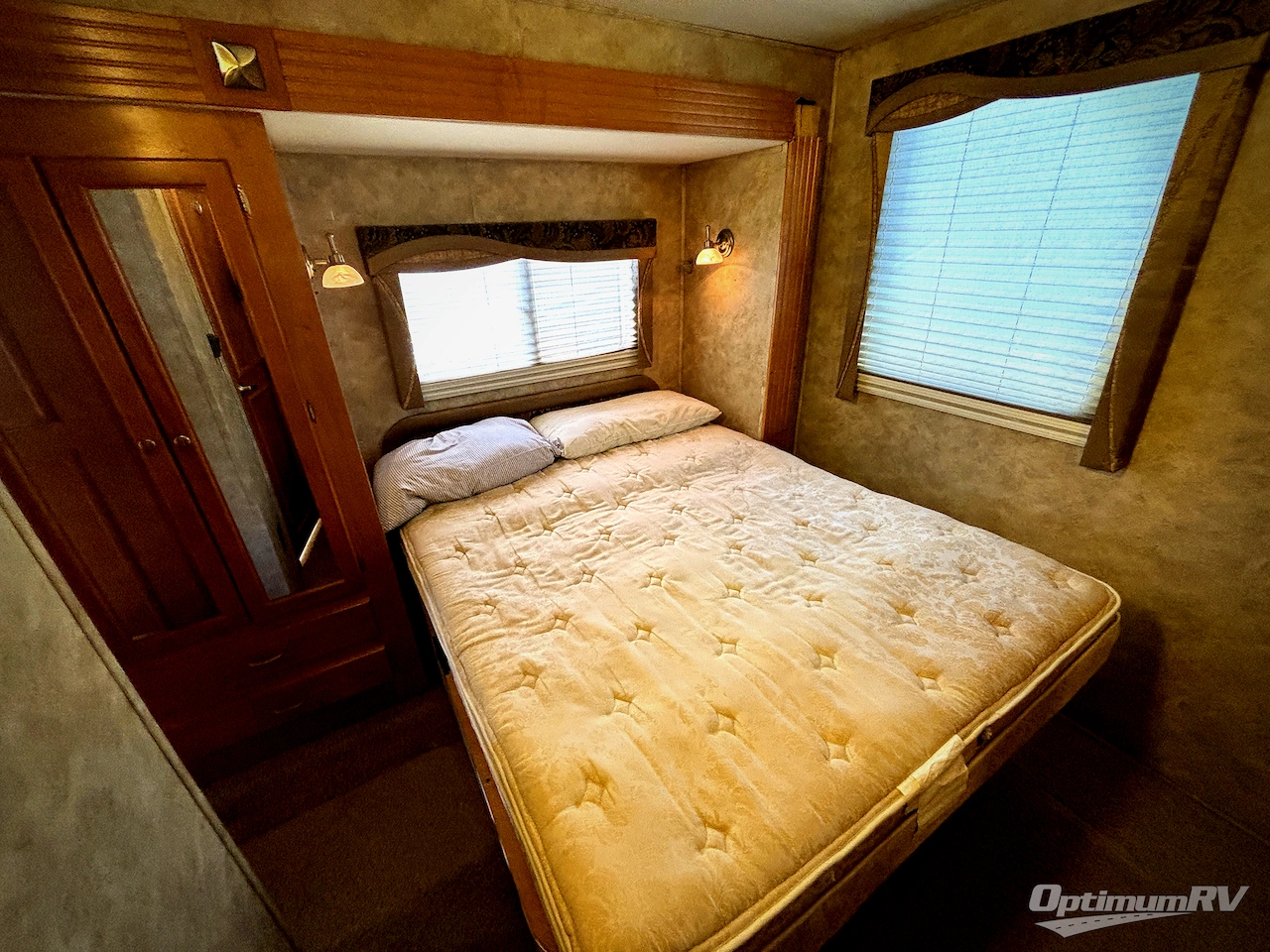 2008 Gulf Stream Endura 6341 Photo 12