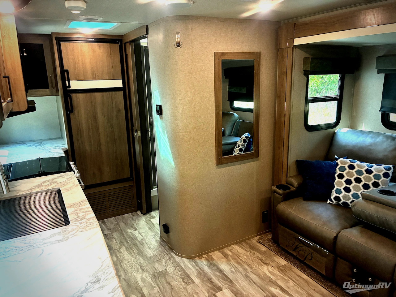 2021 Grand Design Imagine XLS 17MKE Photo 4