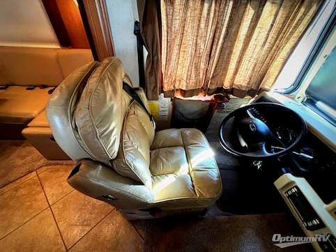 2012 Fleetwood Southwind 36S RV Photo 2