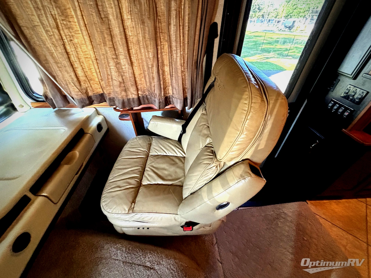 2012 Fleetwood Southwind 36S Photo 9