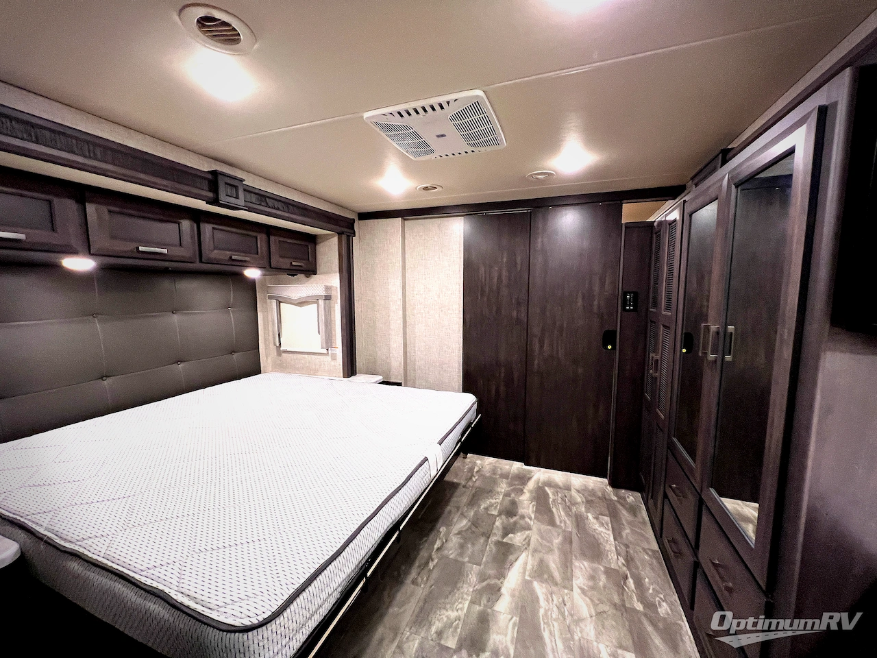 2023 Thor Challenger 37FH Photo 48