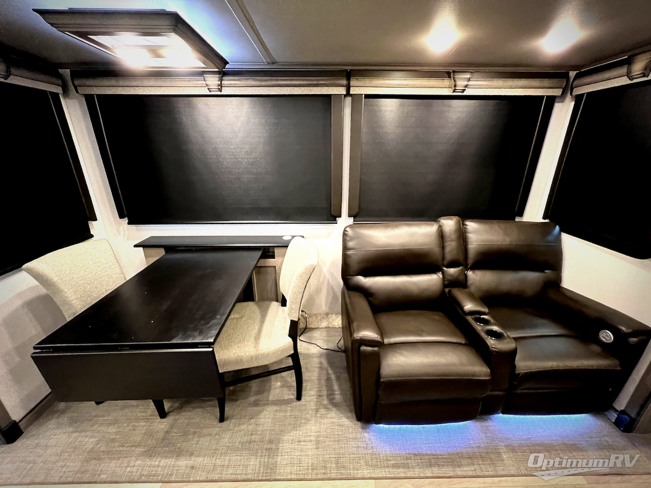 2021 Keystone Montana 3121RL Photo 17