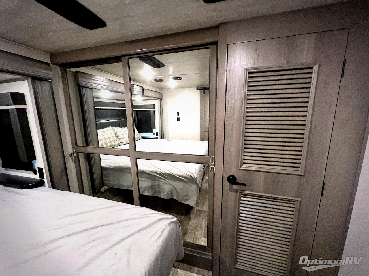 2021 Keystone Montana 3121RL Photo 45