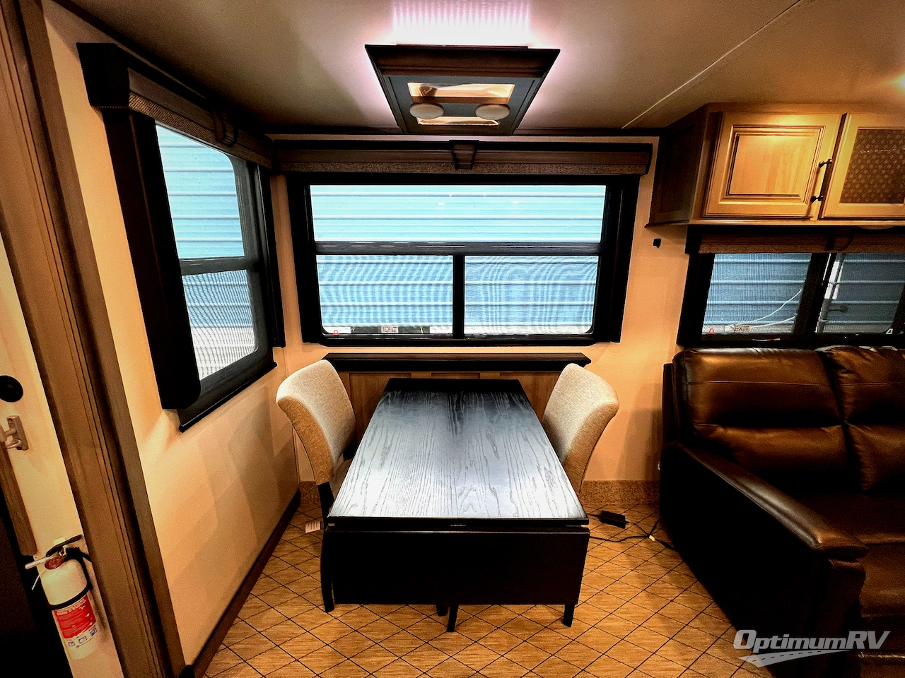 2022 Keystone Montana 3781RL Photo 9