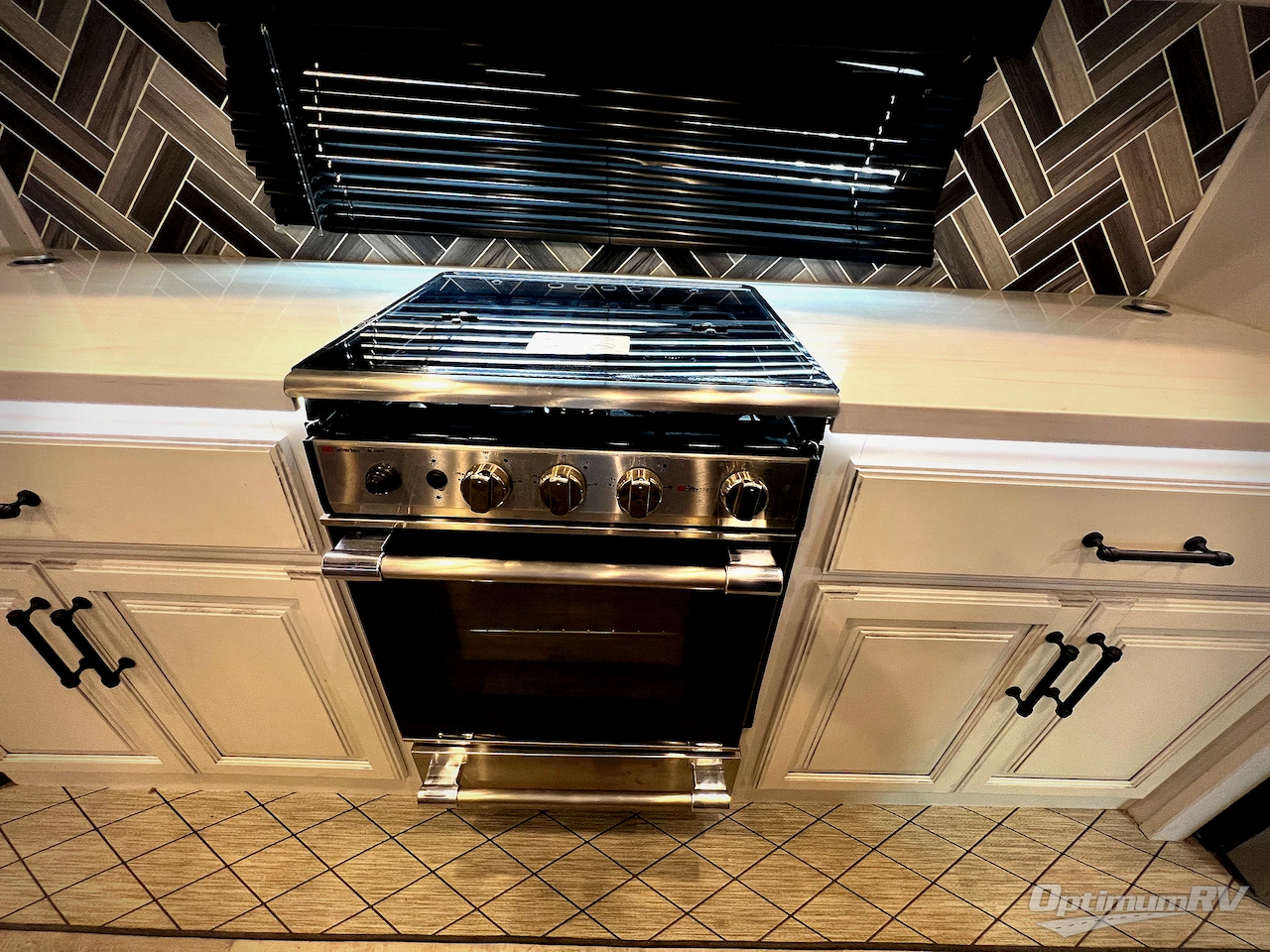 2022 Keystone Montana 3781RL Photo 12