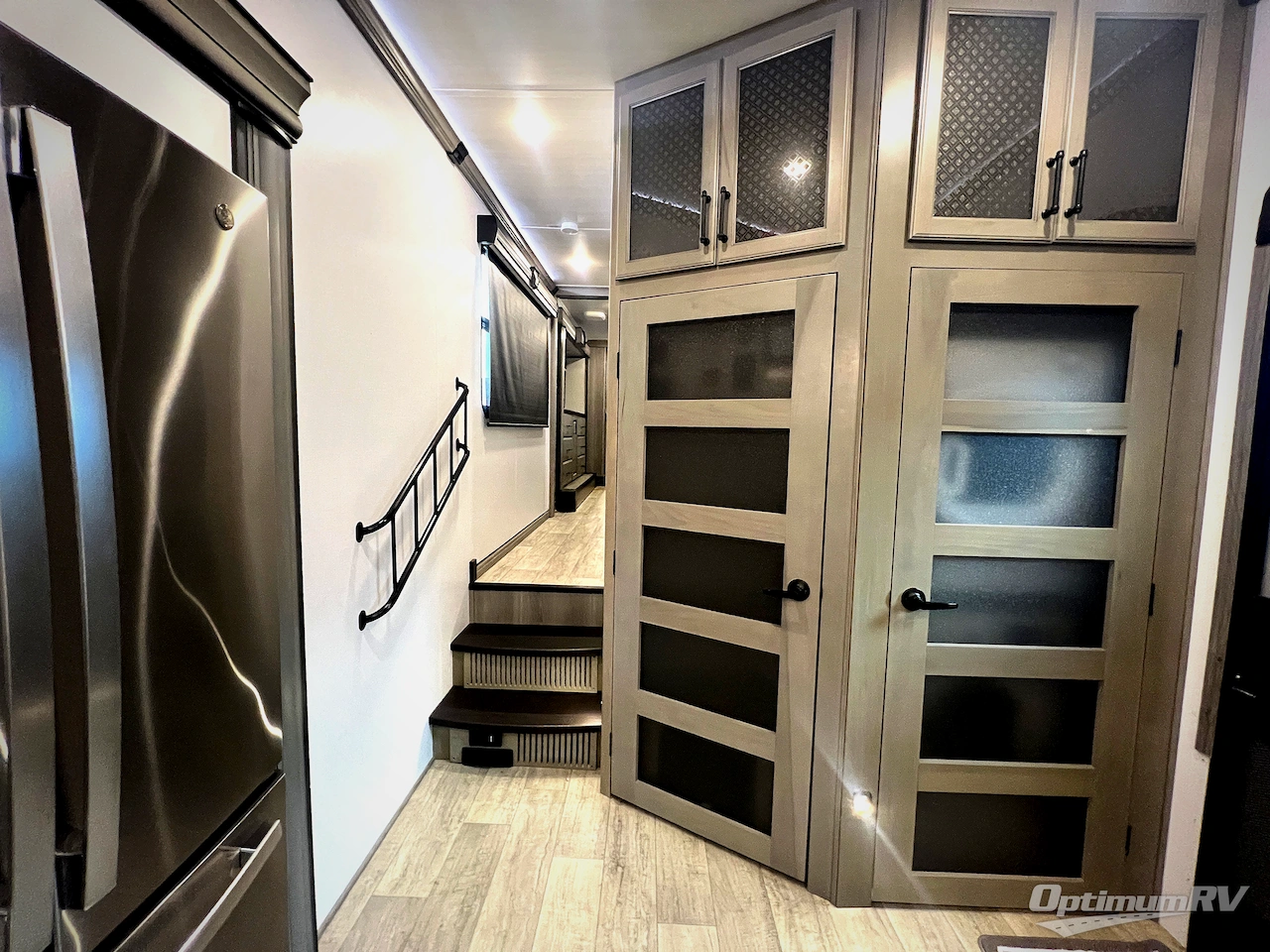 2022 Keystone Montana 3781RL Photo 16