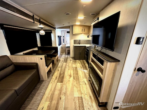 2023 Heartland Sundance Ultra Lite 278BH RV Photo 2