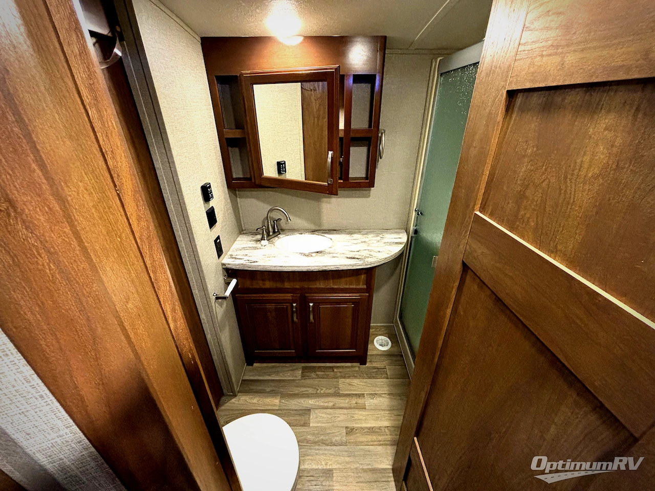 2017 Keystone Montana 3721RL Photo 14