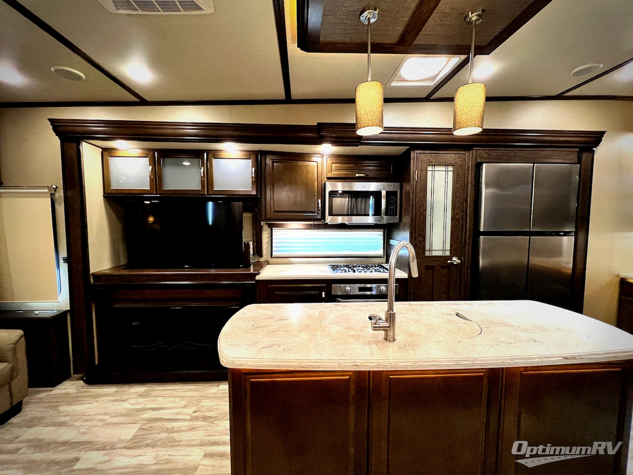 2019 Grand Design Solitude 372WB Photo 6