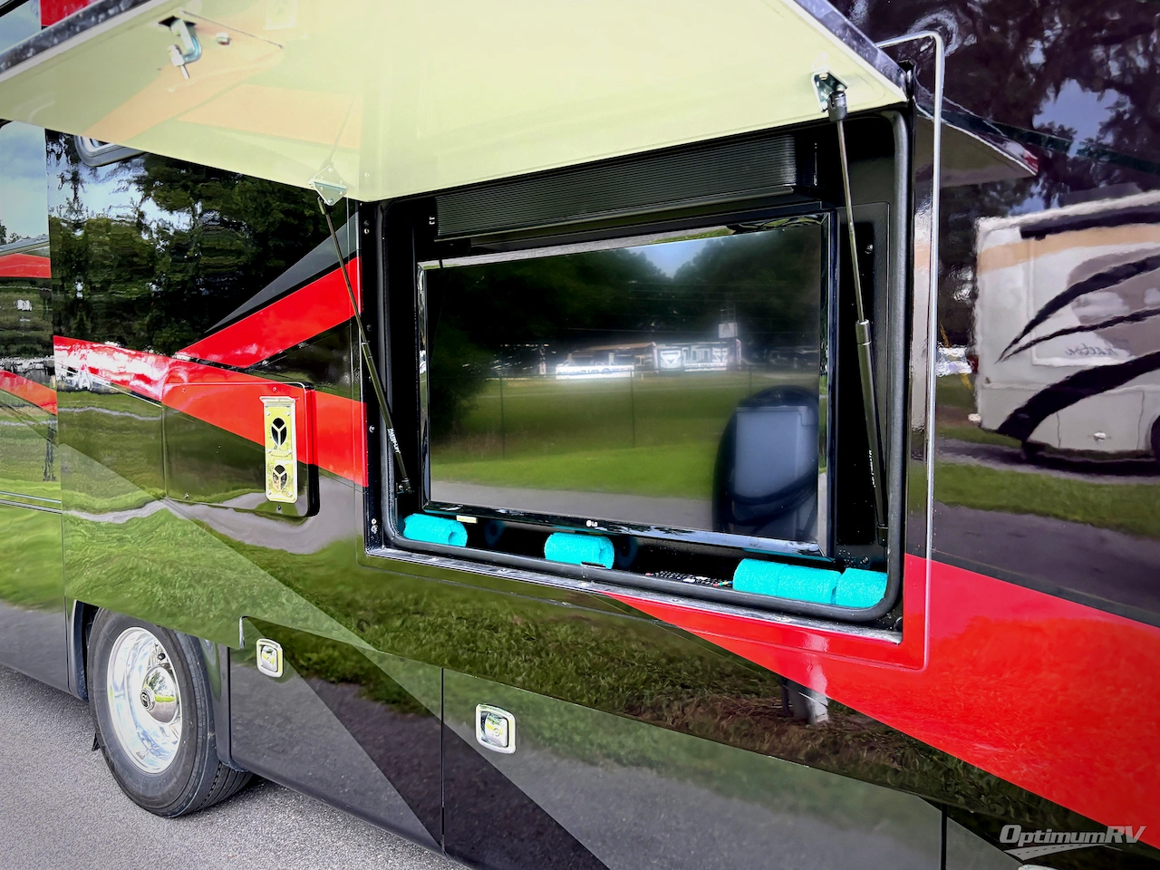 2022 Tiffin Allegro Breeze 33 BR Photo 23
