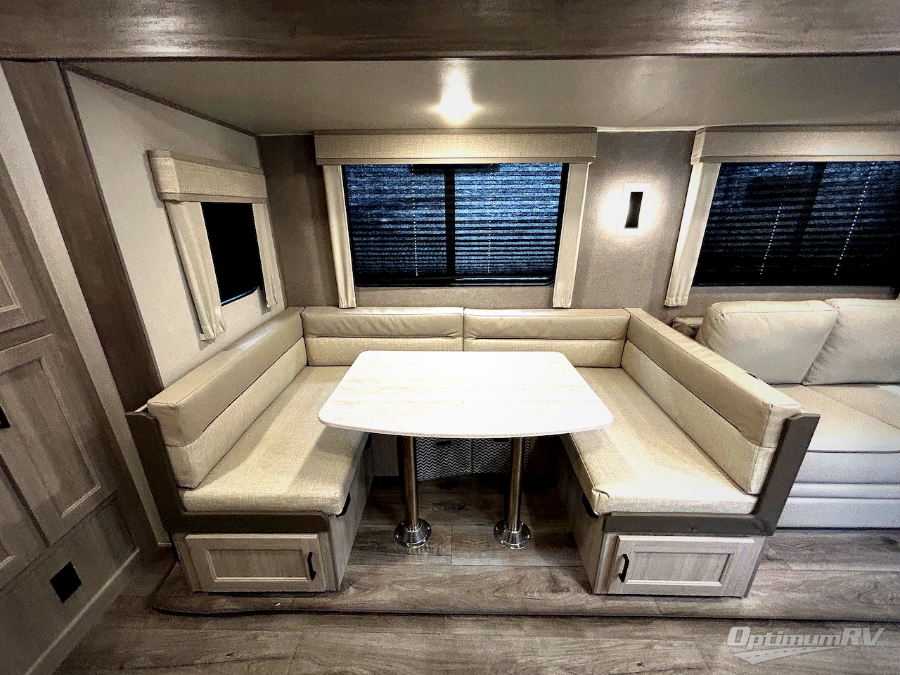 2024 Coachmen Catalina Legacy Edition 293QBCK Photo 11